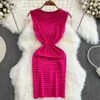 Vestidos casuais básicos Lady Stripes Knit Bodycon Tank Office Dress Summer Elastic Slim Pacote Sexy Hips Vestido de festa Mulheres roupas vestidosl2403