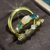 Anillos de clúster 3pcs apilamiento delicado CZ CZ chapado en oro con incrustaciones de tensores ópalo ovalado Los atuendos diarios los usan para encontrar su inicio