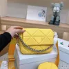 Lingge Chain Classic Fashion Small Square Ny pendlare mångsidig axel crossbody utsökta kvinnors väska