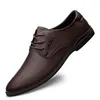 Sapatos casuais moda homens escorregam elegantes para negócios de couro genuíno oxfords de lacta leves masculinos dirigindo