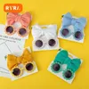 Appareils pour chiens Lunettes de soleil Clear et Bright avec un sentiment de texture Born Band Band Summer Beach Photor