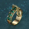 Bröllopsringar antika grön sten dingle hängande ring guld färg zirkon runda ringar för kvinnor läckra bröllop band valentine dag smycken gåvor