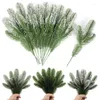 Fleurs décoratives 6pcs de Noël branches artificielles fausses plantes aiguilles de pin couronne vigne rattan pour Noël bac cadeau arbre décoration de mariage