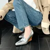 Отсуть туфли Taoffen Женщины клиновые насосы подлинные кожаные высокие каблуки.