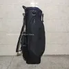 Väskor svartvitt skalle tryckt golfväska för män och kvinnors golfstativ väska golfklubbväska med transparent regntäcke