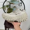 Modeverteidiger Outdoor -Schuhe dreifach schwarzer Beige Olive Sand erhöht dicker Sohle Designer Sneakers Mode Reifen -Tank -Bahnsteig Trainer für Männer Frauen 38