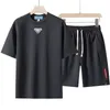 Designers Suisses de survêtement masculins T-shirts shorts en deux pièces Swiptshirts Fashion Mens Tshirts pour femmes