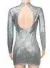 Casual Dresses Sparkling Silver Sexig BodyCon Backless Mini Tight Montering Dress Round Neck Långärmad kväll Kort kjol