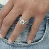 Cluster Rings Huitan Bling Round Cubic Zircon 2Pcs/Set For Women Simple Fashion Double Stackable Wedding Bands Party Jewelry