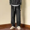 Erkek kot pantolon düz bacaklı yaz kargo denim pantolon, çekiliş bel ile çoklu cepler geniş bacak yüksek cadde stili