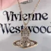 デザイナージュエリーViviane Viviennes Westwood Jewelry Pendant Necklace New Gradient Full Diamond Saturn Necklace Womens Snow Mountain Saturnパーソナライズペンダ