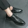 Buty swobodne biznesowe mężczyźni formalne sukienka garnitur męski biuro ślub pary flats Footwear Mocassins Homme