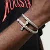 Braccialetto a diamante completo nuovo designer alla moda bracciale hip hop giustizia designer di braccialetti di spada rame intarsio intarsio intarsio in argento bracciale argento da uomo designer zircone gioielli caldi