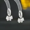 Boucles d'oreilles étalon 2024 Clip d'oreille de style coréen à la mode Zircon Elegant Femme's High-Grade Butterfly