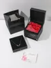 Подвесные ожерелья сохранили настоящую розовую коробку любви Редные цветы Симпатичные вещи для подруги Валентин подарить ей ожерелье для сердца