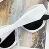 Óculos de sol Moda Brand Designer Praça irregular para homens Retro Modern Cat Eye Ladies Sun Glasses insere tons de tendência