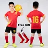 Jerseys Childrens Football Jersey Boys Girls Team Kicking Ball Sportswear Kids Play Ball Uniforms Child Soccer Shirt Clothes Red Socks