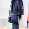 Designerskie męskie torby na nadwozie torba telefoniczna Czarna nylonowa torba na ramię luksusowe męskie torebki litery kluczowe łańcuch 10a
