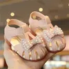 Supper Summer Baby Girls Sandały 2023 Bowtie Fashion Pink Princess Toddler Party Dance Buty Sofe Sole Non-Slip Baby Buty 0-3 latal2404
