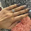 Cluster Rings Huitan Bling Round Cubic Zircon 2Pcs/Set For Women Simple Fashion Double Stackable Wedding Bands Party Jewelry