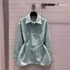 Diseñadora de chalecos de mujeres Spring/Summer Nueva chaqueta de mezclilla clásica con una carta elegante y suelta bordada para mujeres yk1n