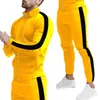 Gym Training Wear Men Jogger Set di felpa con cappuccio per abiti sportivi autunnali Abiti da binari a 2 pezzi Set da jogging da uomo personalizzato 240415