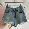 Short féminin Summer Femme Trou Denim Korean Style Leisure haute taille Pantalon de jambe entièrement appariée