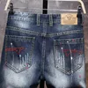 Vintage krótkie dżinsy mężczyźni Summer Raped Hip Hop Graffiti Męskie dżinsowe spodenki Streetwear Hole Długość Kolan Pants 240412