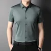 2024 Tasarımcı Erkekler Sıradan Gömlek Buz İpek Streç Beyaz Kısa Kollu Gömlek Erkekler İçin Yaz İşletme Sıralı Renkler Erkek Giyim İnce-Fit Nefes Alabilir M-3XL