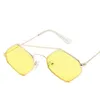 Sunglasses Fashion Diamond Sunglasses Women Retro Metal Double Beam Wild Eyeglasses Polygonal Ocean Glasses 240423