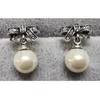 Autentisk 925 Sterling Silver Delicate Sentiments White Pearl and Clear CZ Earrings Stud Smycken 290596P Fashion Gift Pendant örhängen