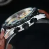 Wysokiej jakości marka TOG F1 Seria Męska Zegarek Business skórzany pasek Luminous Sapphire Mirror Automatyczne kwarcowe projektanty Mężczyzator Watche Ruch Ruch Man WatchWrist FT8024
