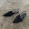 Vrouwen zwarte flats slingbacks sexy zomer mode puntige teen sandalen elegante kantoor dame platschoenen casual platte dia's 240411