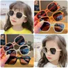 Occhiali da sole per bambini occhiali da sole Girls ragazzi occhiali da sole Trendy Cool Girls Baby Fashion Glassoni Sun dalla protezione SUL SECCRO UV400 2022 240423