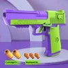 Gun Toys Desert Eagle Radis Gun Jouets de Dcompression Pistolet 2011 Lancer Continu Coquille AfricConflicver Lanceur Revolver Pistol2404