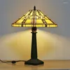 Bordslampor 8m Tiffany Glass Lamp Led Modern Creative Square Read Desk Light Decor for Home Study Bedroom Bedside