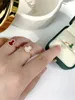 Lüks Klasik Qeelin Kirin Kovuk Yüzüğü 925 STERLING Gümüş Kaplama 18K Altın Kirin Beyaz Kabuk Kabuğu Kabuğu Yüzük Kırmızı Akik Kabuk Halkası Parmağınızı Yapılıyor Shinny