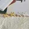 Studörhängen 925 Sterling Silver Flower Bowtie Ribbon Elegant Golden For Women Girl Gift Jewelry Drop Wholesale