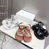 STRAP SANDAL SANTAL DÉCHERNEUR DE LUXE SPIPER TOP QUALITE Femmes Nouvelles Summer Beach Casual Shoes Platform Lady Slide Ladies Flat Sliders Mule Randonnée Chaussure Girl Aaa +