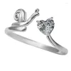 Cluster anneaux simples anneau d'escargot de la mode en forme de coeur zircon argenté plaque d'ouverture de personnalité de fête romantique pour femmes bijoux