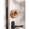 Dekorativa figurer 1 PC Trähänge Creative Housewarming Gift Home Decoration Solid Wood Door Suge Dopamine Wind Chime Doorbell