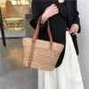 ISKYBOB Summer Whoven Straw Beach Women Borse Borse Vintage Caval Out Borsa Rattan Borsa per vacanza Borsa per vacanza 240418