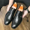 2024 New Oxford Dress Shoes Business Business Formal Shoes Man Banquet Sapatos de casamento Office Men de luxo de qualidade Brown derby sapatos