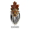 Broches do estilo retro medieval da moda europeia e americana incrustados com shelling shinestones elementos animais com tassel de leopardo com broche