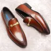 Sapatos de sapatos masculinos de alta qualidade vestido de noiva moda Borgonha Black Man Shoe Handmade Madeiro Sapatos de couro genuínos homens originais