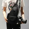 Accessoires de sacs d'appareil photo Sac à dos Cadre de l'objectif du sac à bandoulière incliné pour canon Nikon Olympus Fujifilm Photo Pouche de pluie imperméable