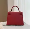 Designer Epsom Leather Handbag 7a äkta läder Franska master Original Factory Kelly25epsom Heart Red8cgc