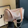 Damen Abendbeutel Koreanische Version Trendy Nische Diamond Eingelegtes Achsel -Kissen -Tasche für den Winter vielseitiger Schulterkreuzkörper der Frauen im Winter