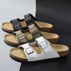 Sandals lederen mannen sandalen zomerheren sandalen dames slippers buiten strand casual schoenen zapatos hombre duurzame niet-slip luxe schoenen 240423