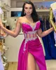 Robes de fête sodigne élégante fuchsia formel soir chérie ruine perles de corset latérale sexy